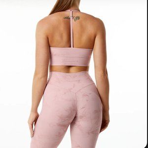 Alphalete S Wonder Legging 27” and Wonder Bra XS Matching Set
